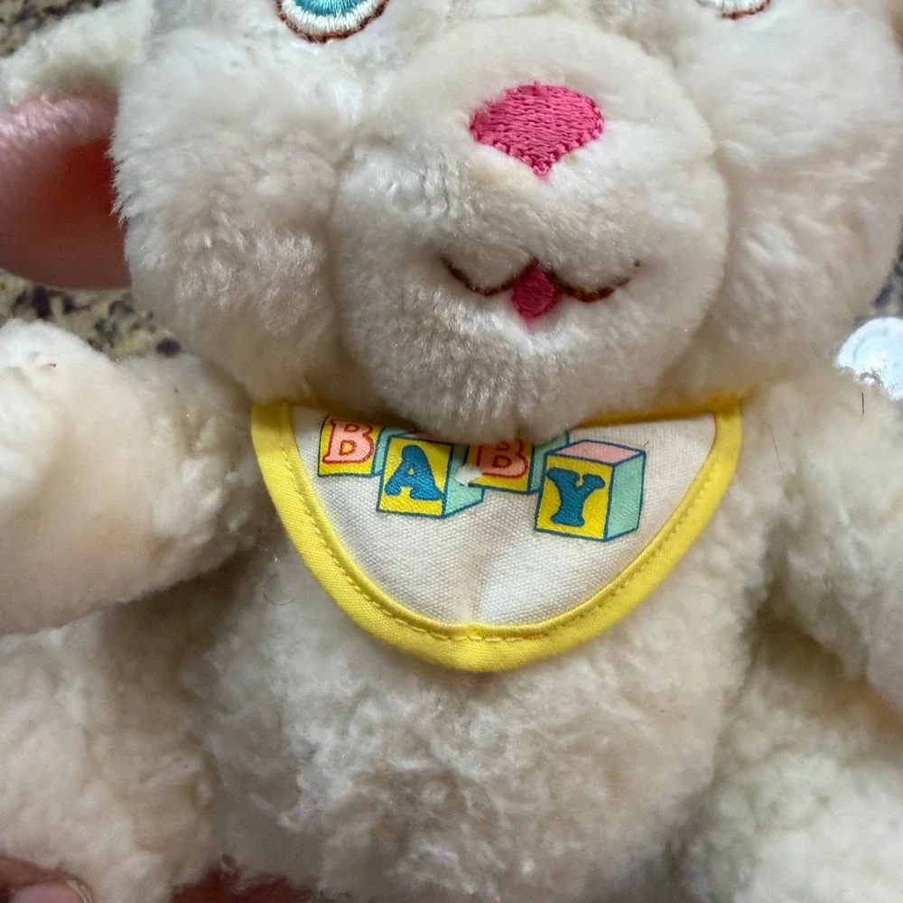 Vintage AmToy Wind Up Musical Plush Lamb Cream White Blue Eyes Baby Bib 630